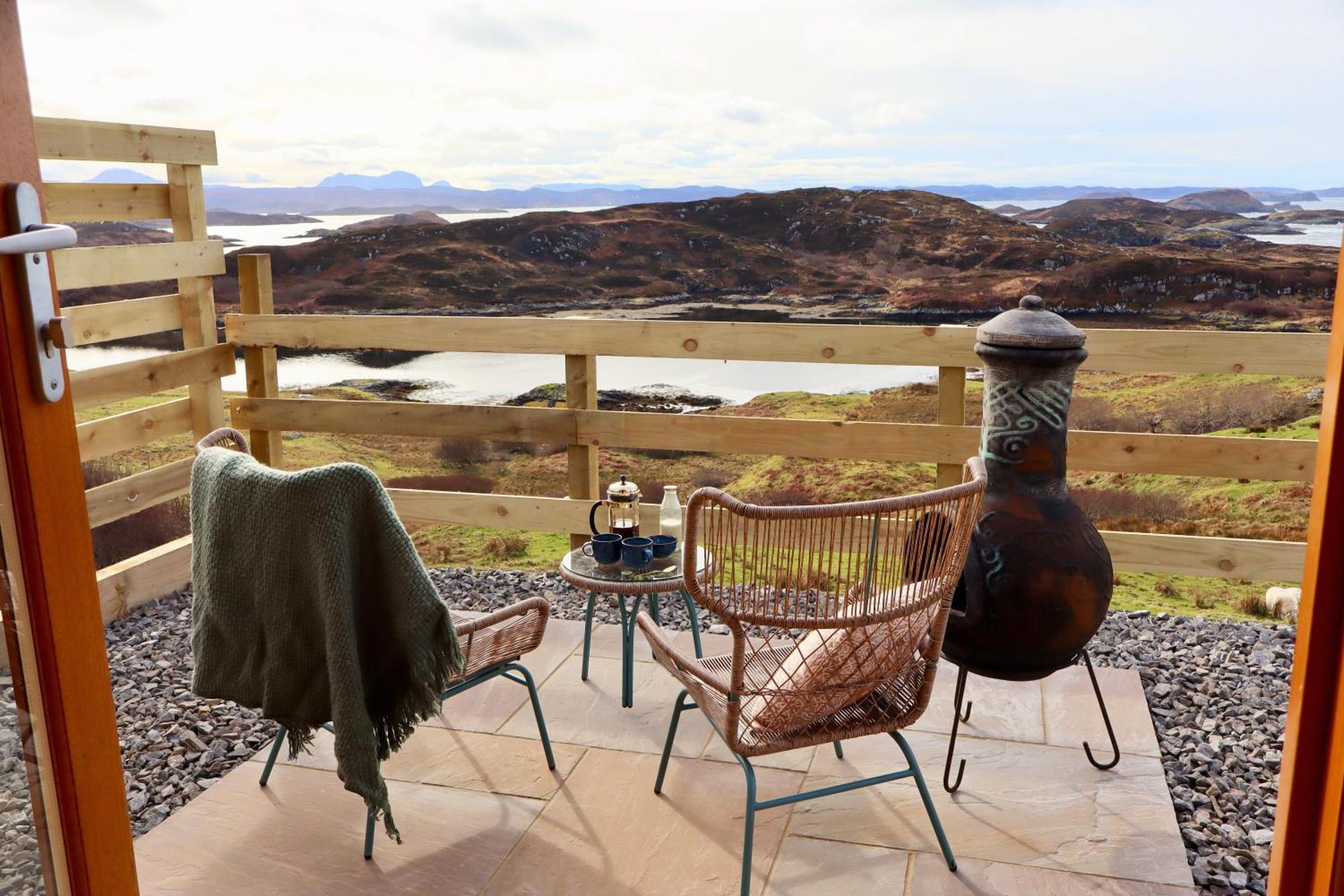 Bay Retreat * Badcall